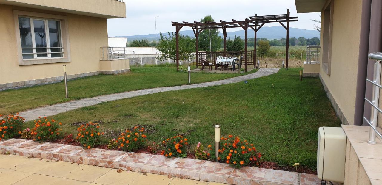 Pearl Sunshine Appartments Primorsko Exterior photo
